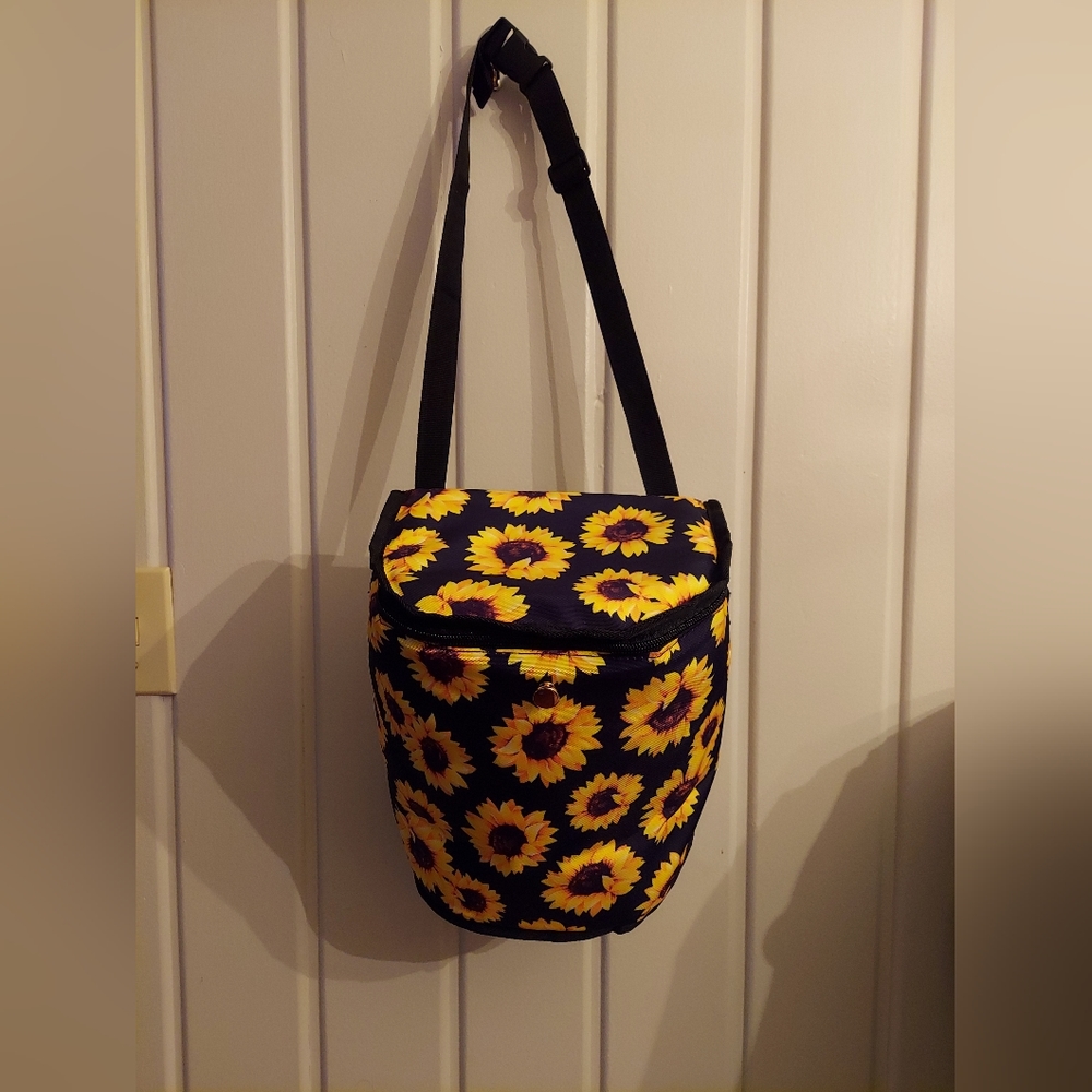 NWOT Sunflower 🌻 lunch bag